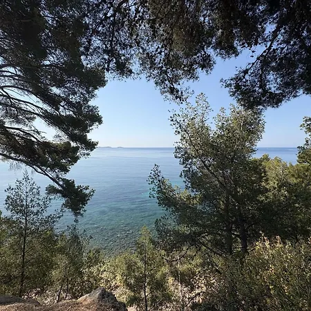Duplex Calme Avec Climatisation - 4 Pers. Vue Pinede - Fr-1-845-39 * Bandol